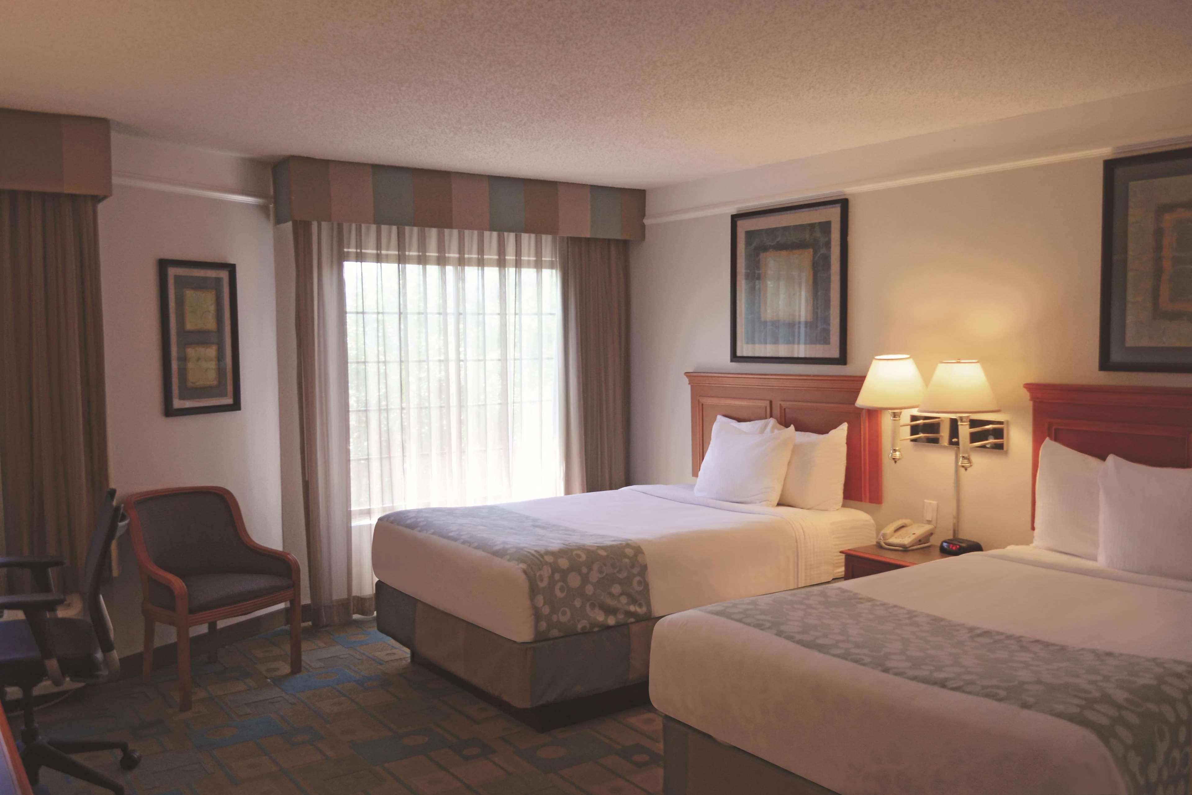 La Quinta Inn By Wyndham Austin Oltorf Экстерьер фото